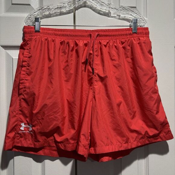 Under Armour Men's Essential Volley Loose Fit Mesh Lined Shorts Red Size XL - Picture 1 of 16